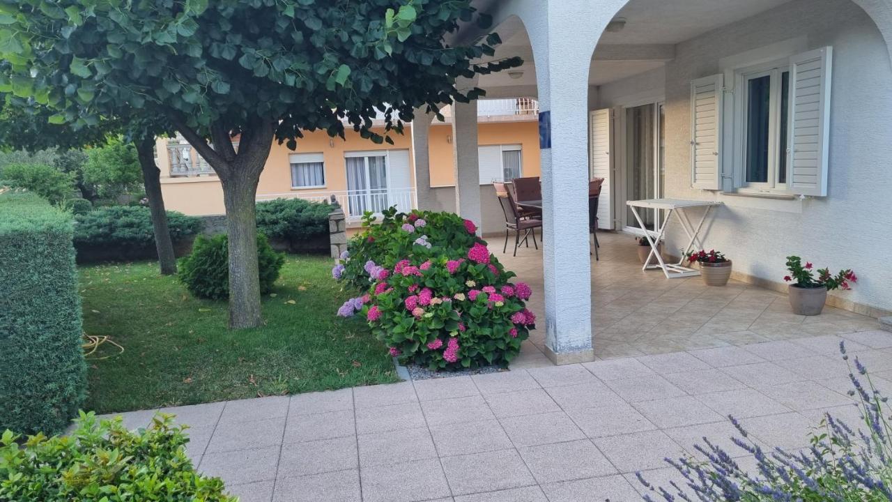 Apartment Nina Novi Vinodolski Buitenkant foto