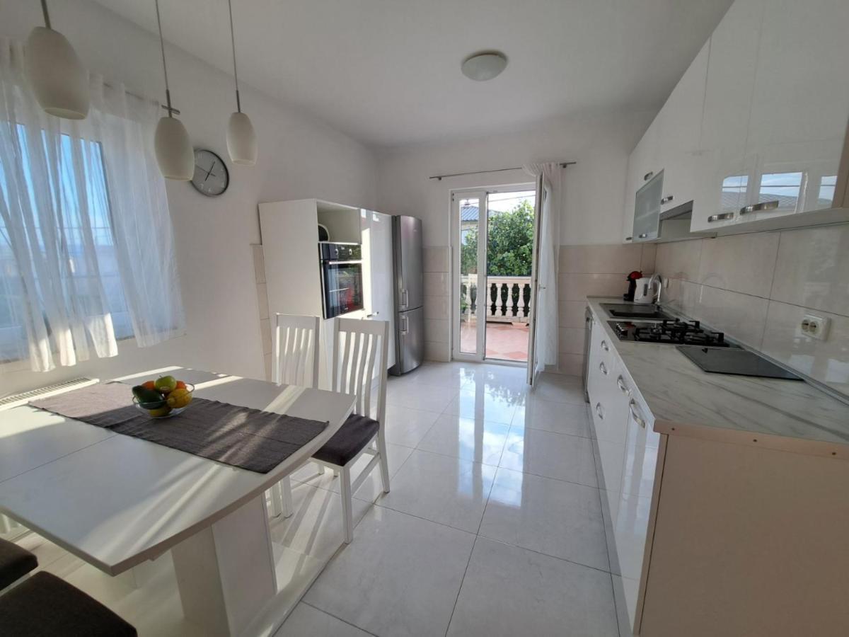 Apartment Nina Novi Vinodolski Buitenkant foto