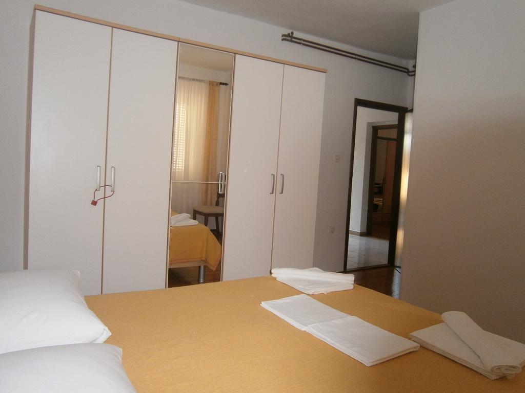 Apartment Nina Novi Vinodolski Buitenkant foto